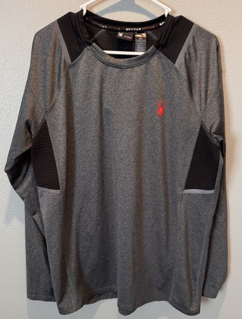 Spyder Active Pro Web Shirt Men's Size M Gray/Black/Red Long Sleeve